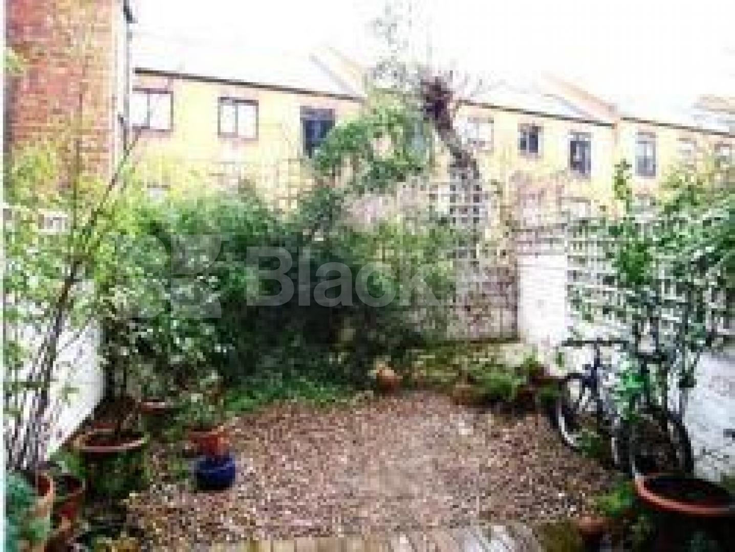 			NEW INSTRUCTION, 2 Bedroom, 1 bath, 1 reception Flat			 Tavistock rd, NOTTING HILL W11